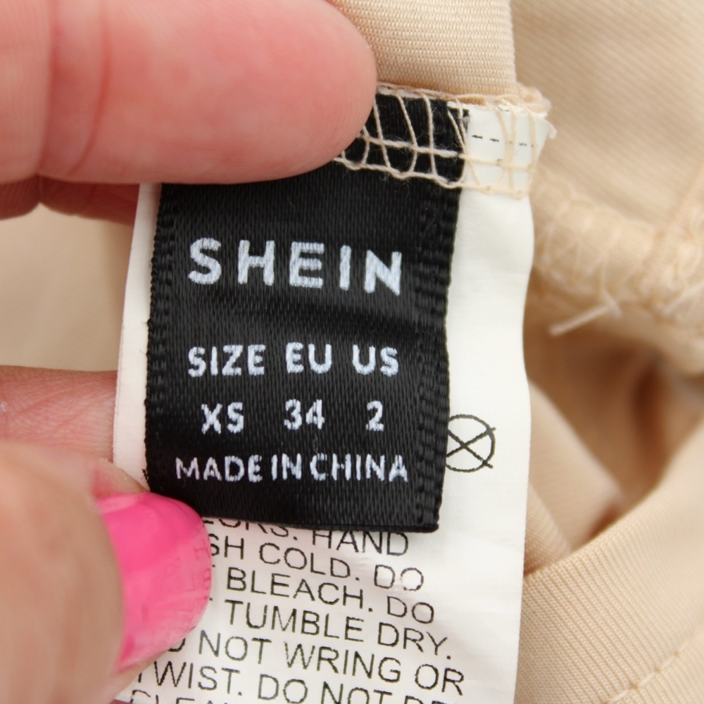 Shein Cream Wrap Tie Cropped Top – XS - Picture 3 of 3